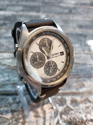 Seiko chronograph panda quartz - seiko,