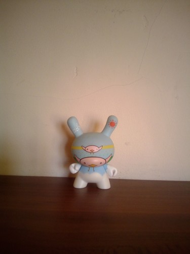 Kidrobot dunny 2010 fatale - kidrobot,
