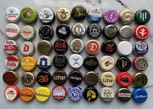 Assorted bottle tops - assorted,