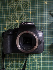 Canon EOS 700D 18.0MP Digital