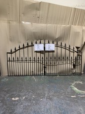 Spear Top Wrought Iron Style