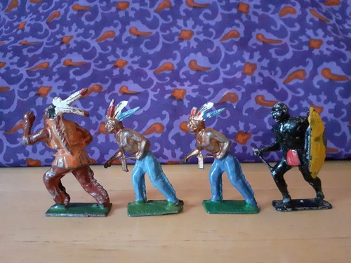 Antique lead toy - toy, zulu