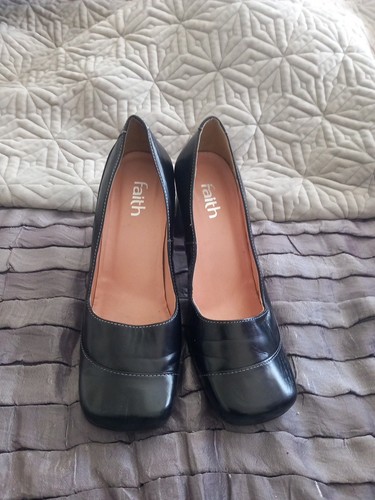 Pre owned ladies blk leather - ,