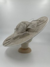 Silver Grey Hatinator Hat Fascinator Headpiece Wedding Ascot Races Occasion