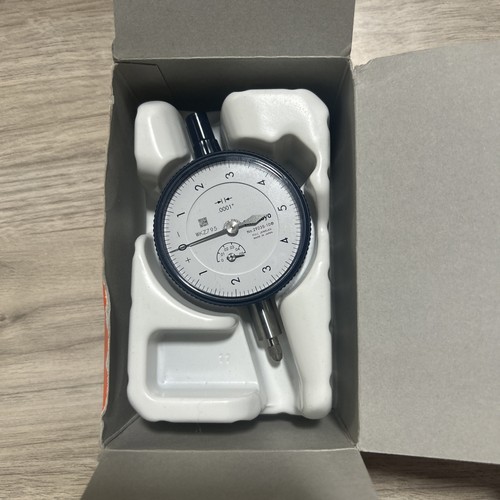 Mitutoyo dial bore gage case - w,