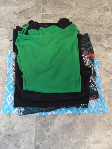 Ladies clothes bundle size - bundle,