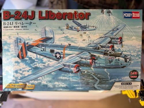 Hobbyboss usaaf 24j 32th - b-24j, 1:32th