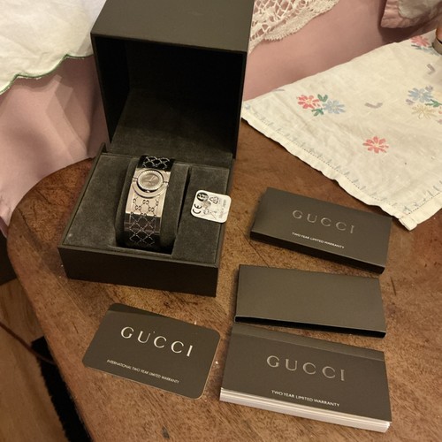 Gucci twirl ya112 bangle - gucci, 34