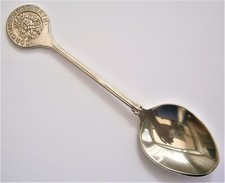 ST959) Gorgon head Roman Bath