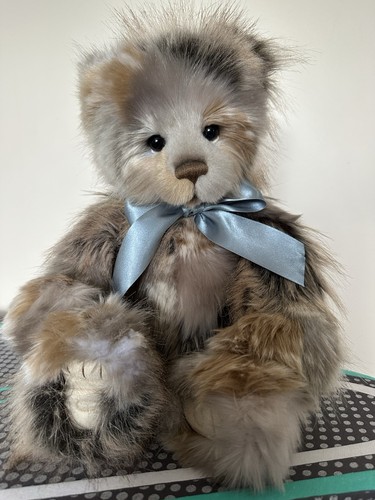 Charlie bears michal - charlie,