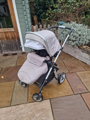 Silver cross pioneer pram - pram, and