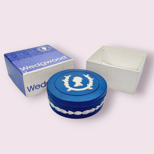 Wedgwood royal blue jasperware - royal,