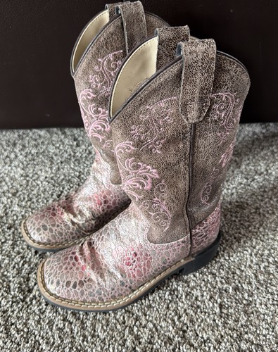 Girls pink sparkly old - girls,
