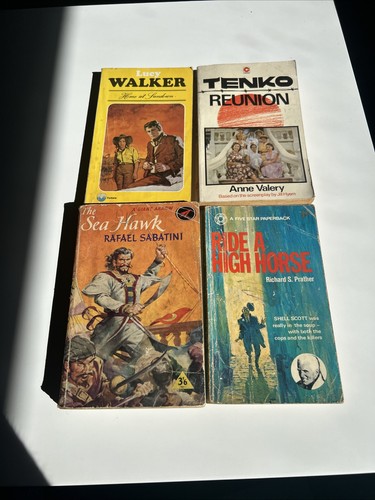 Assortment vintage - of,
