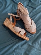 Ladies Size 7 Wide Fit Sparkly Wedge Sandals