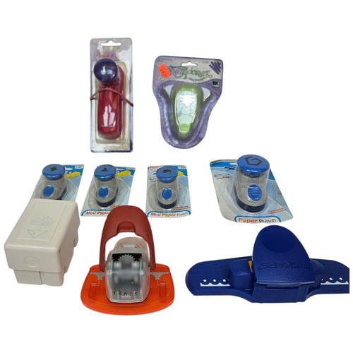 Craft paper punch - paper, lot