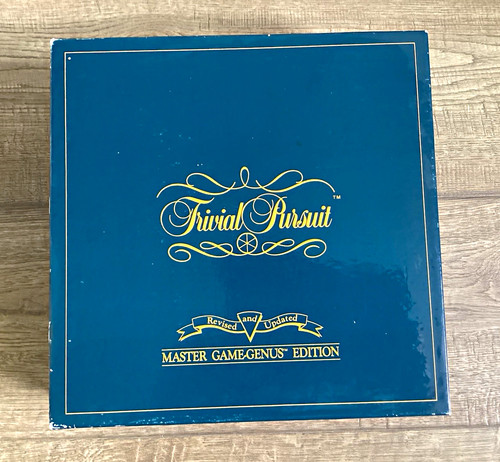 Trivial pursuit master game - pursuit,