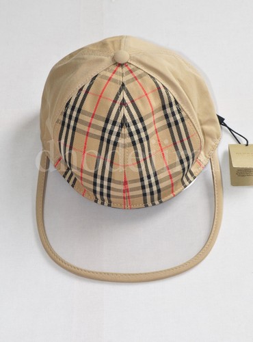 650 authenti bnwt - $650, burberry