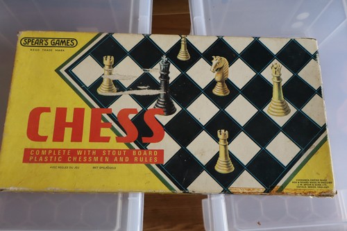 1970 spear games chess - games,