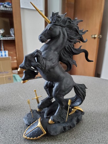 Franklin mint dark fury - mint, "dark