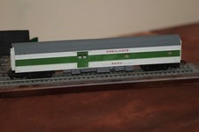 00 Gauge Triang R248 RAMC Ambulance Car - Part of The Battle Space Combat Units