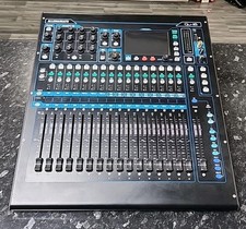 Allen & Heath Qu-16 16 Channel Digital Mixer With Dust Cover
