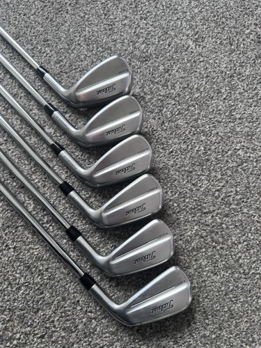 Titleist t250 accra red - titleist,