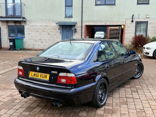 Bmw e39 2001 - m5,
