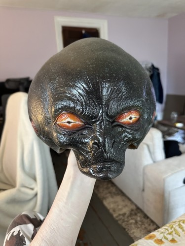 Alien display mask bust - display, mask/bust