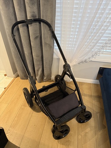 Oyster chassis frame with - oyster,