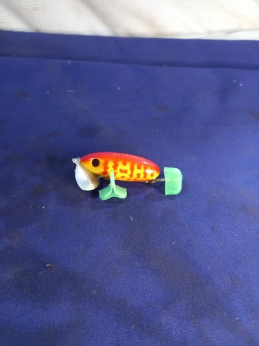 Jitterbug fishing lure - by, fred