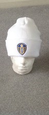 LEEDS UNITED BEANIE HAT IN