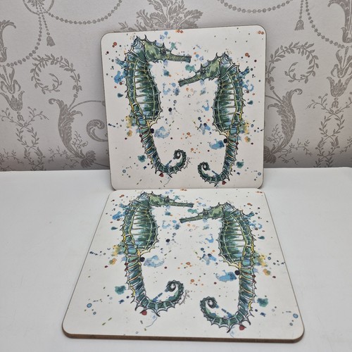 Dollyhotdogs table mats - table,