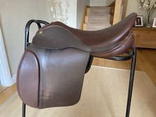 Working Hunter / Show Saddle XXW Excellent Condition (barely Used)