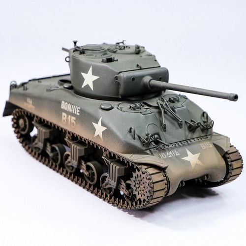 Tamiya m4a3e8 sherman - tamiya,