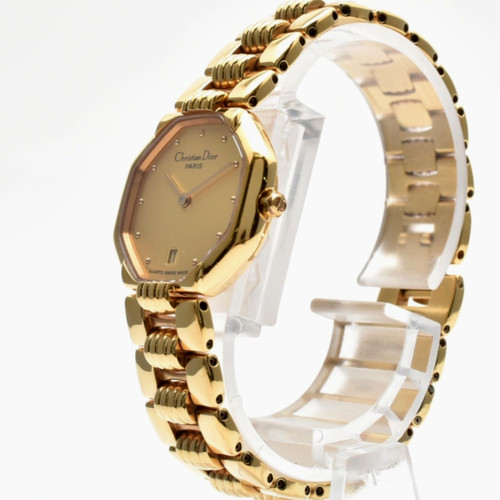 Near mint christian - [near,