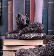 Wolf Ornament, Gardian Of The