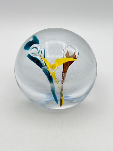 Large paperweight buds on - large,