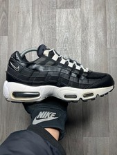 Black And White Nike Airmax