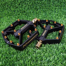 Bicycle Flat Pedals Mountain Bike Pedals Aluminum 9/16 in DU Sealed Bearing