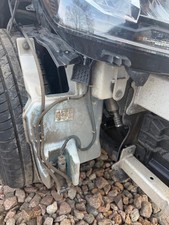 2019-2025 Peugeot 2008 Washer