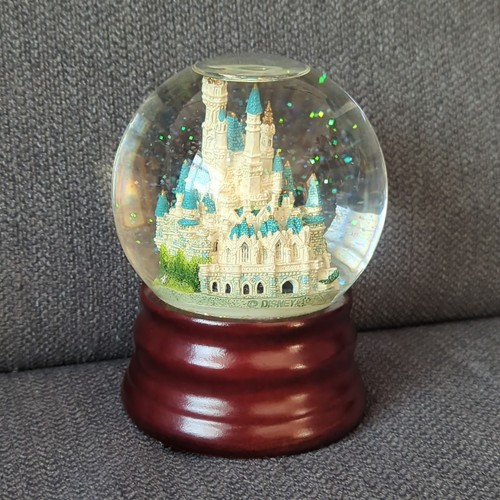 Disneyland cinderella castle - disneyland,