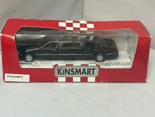 Kinsmart Die Cast 1999 Black Lincoln Town Car Stretch Limousine