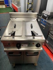 Lincat Twin Tank , Basket Single Phase Fryer on castors Refurbished