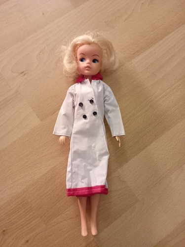 Vintage sindy white plastic - sindy,