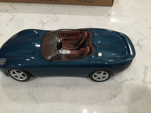 Maisto jaguar xk180 - maisto, 1:18