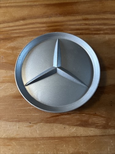 Mercedes wheel centre cap 72mm - mercedes,