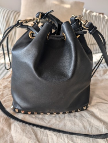 Genuine valentino stud black - genuine,