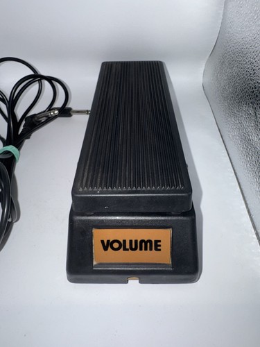 Italian volume pedal control - italian,