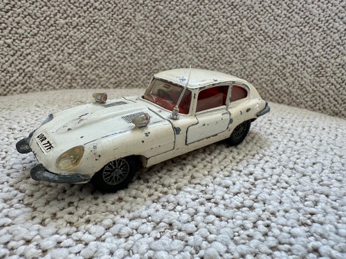 Dinky toys jaguar type 2 - jaguar, +